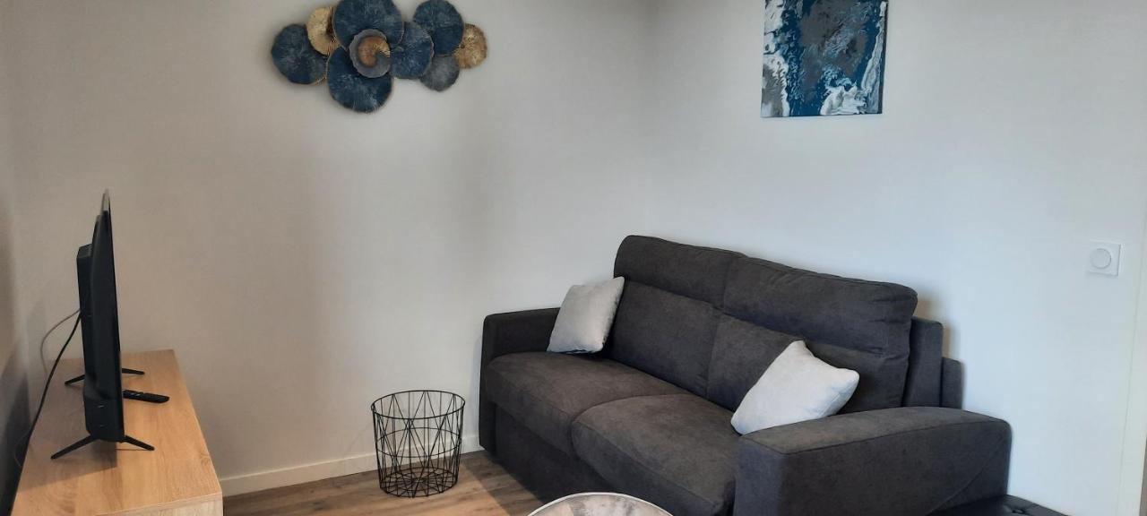 Les Appartements De La B Saint-Benoît-des-Ondes Exterior foto