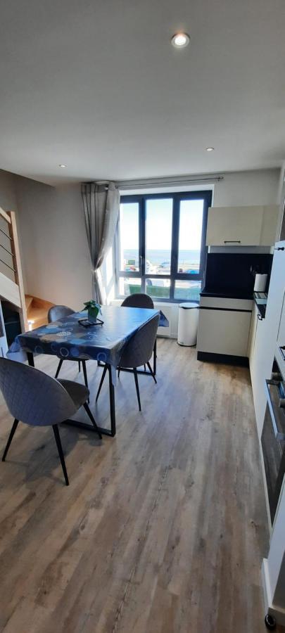 Les Appartements De La B Saint-Benoît-des-Ondes Exterior foto