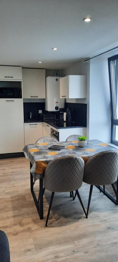 Les Appartements De La B Saint-Benoît-des-Ondes Exterior foto